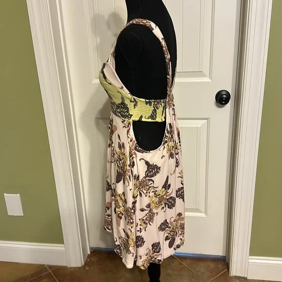 Airy and flowy Free People Dress - Picture 4 of 4